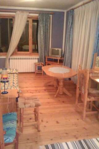 Гостевой дом Guest House Edelweiss Копривштица Семейный полулюкс-7